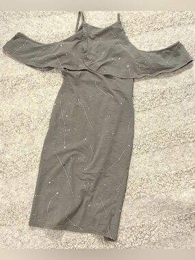 SHK Mode Off Shoulder Ruffle Dress Olive Paint Splatter Cold Shoulder-Size M
